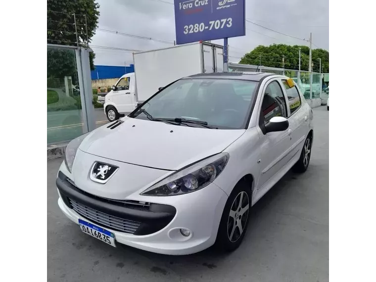 Peugeot 207 Branco 7