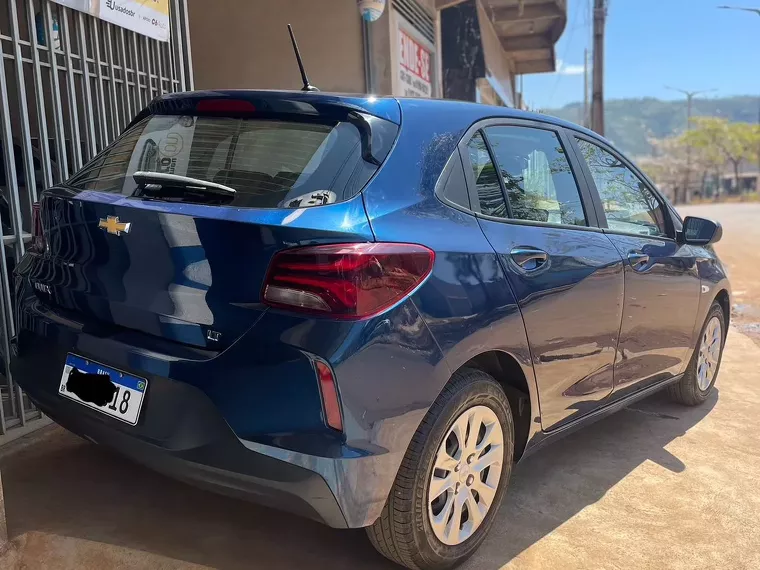 Chevrolet Onix Azul 1