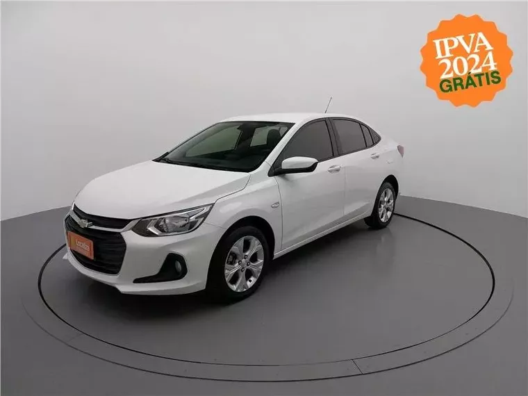 Chevrolet Onix Branco 1