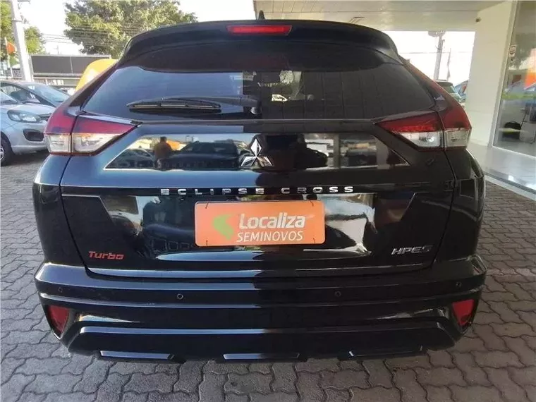 Mitsubishi Eclipse Cross Preto 18