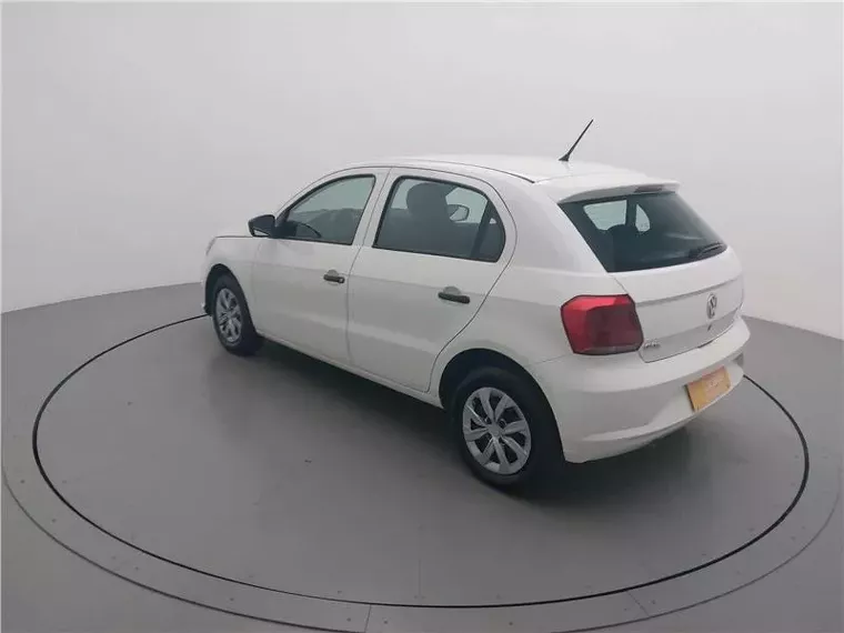 Volkswagen Gol Branco 5