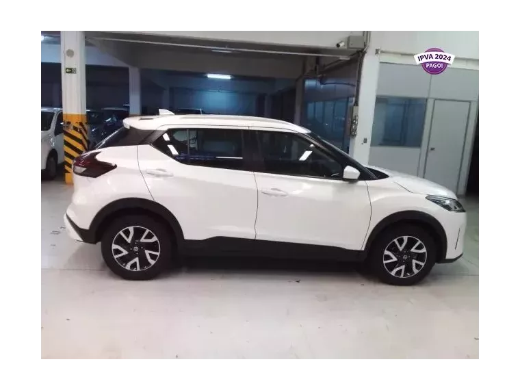 Nissan Kicks Branco 2