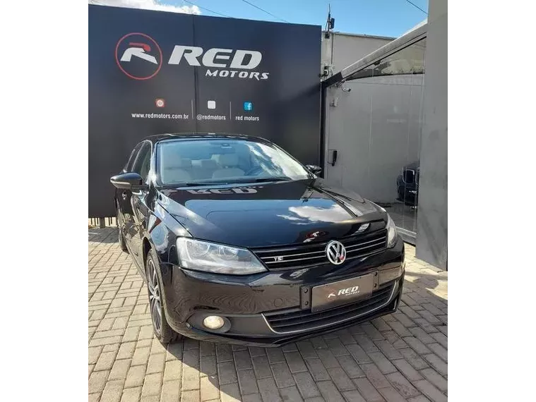 Volkswagen Jetta Preto 11