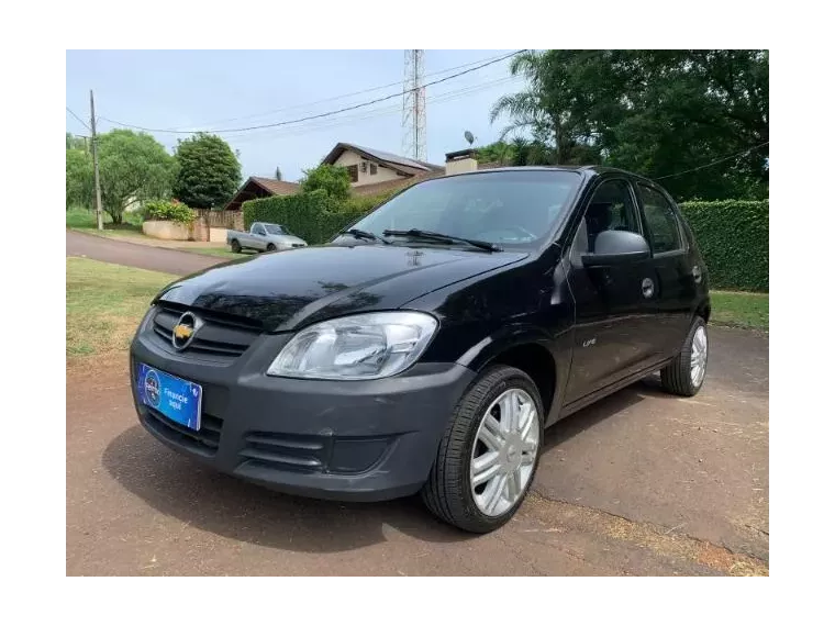 Chevrolet Celta Preto 3