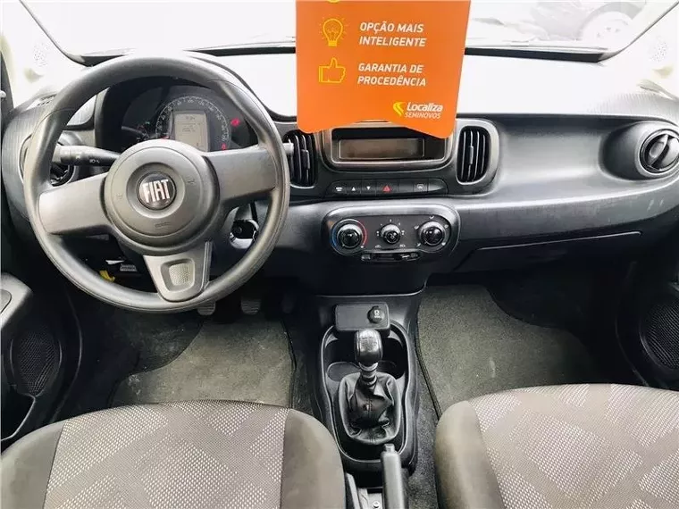 Fiat Mobi Prata 7