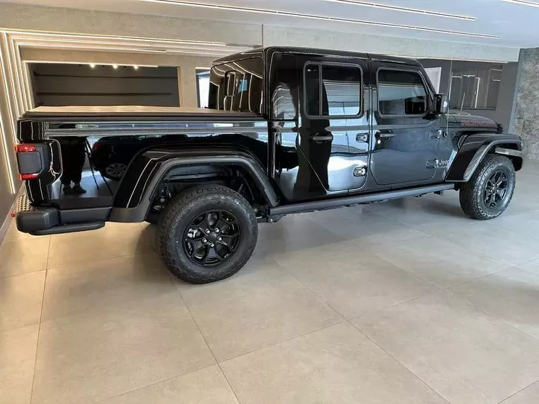 Jeep Gladiator Preto 6