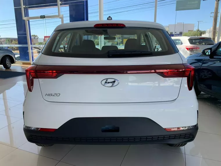 Hyundai HB20S Branco 5