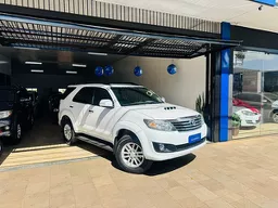 Toyota Hilux SW4