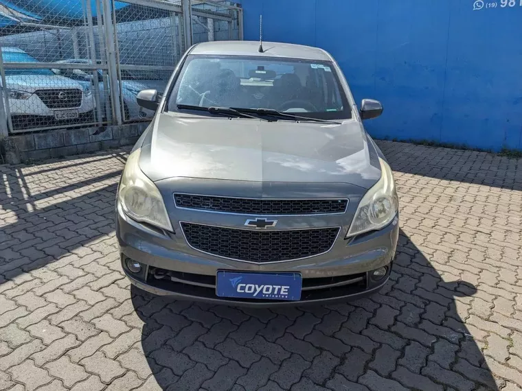 Chevrolet Agile Cinza 4