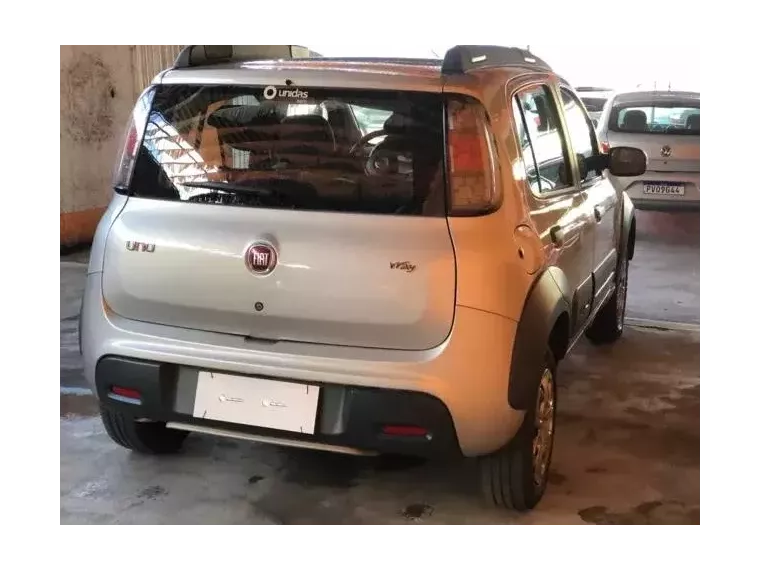 Fiat Uno Prata 2