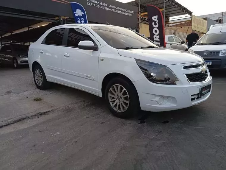 Chevrolet Cobalt Branco 1