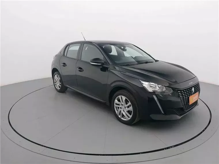 Peugeot 208 Preto 11