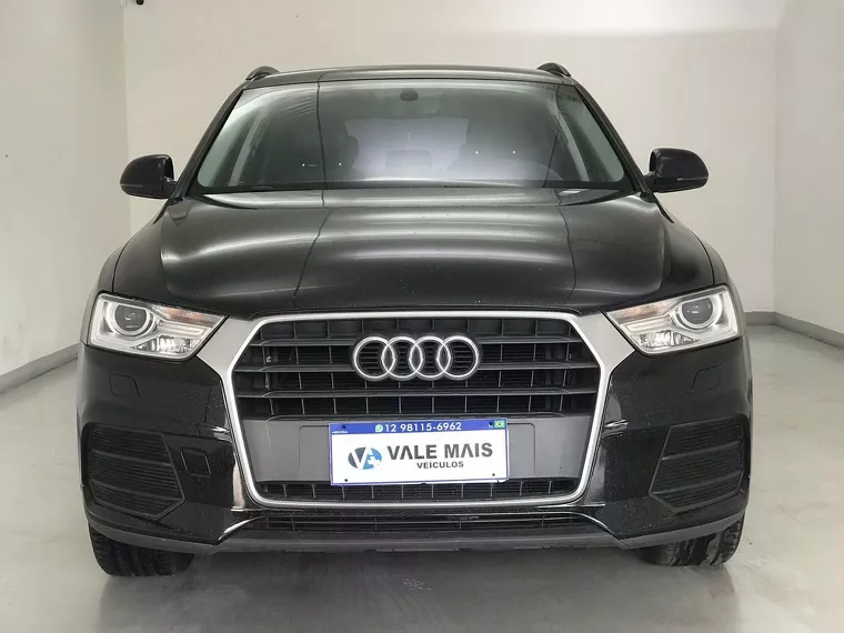 Audi Q3 Preto 8