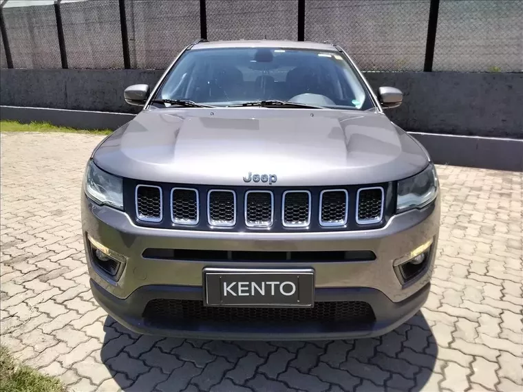 Jeep Compass Cinza 13