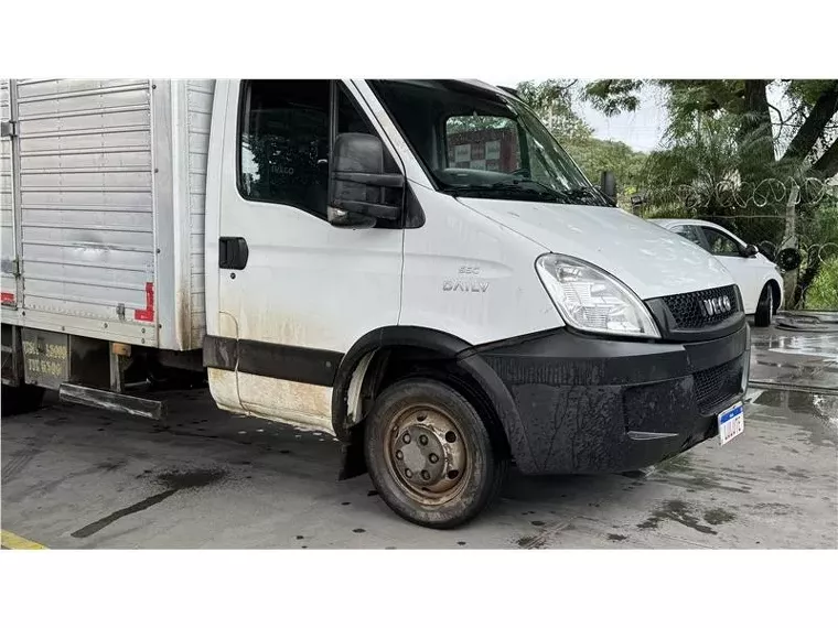 Iveco Daily Branco 15