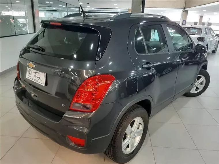 Chevrolet Tracker Cinza 7