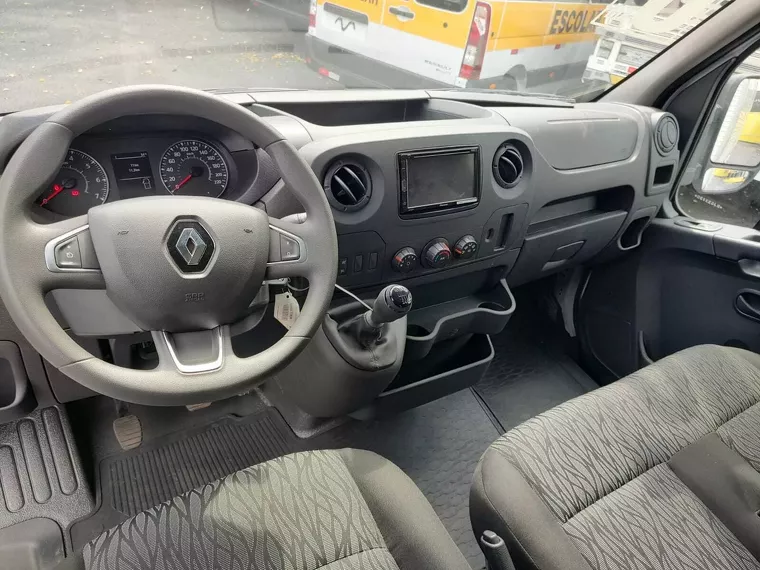 Renault Master Branco 9