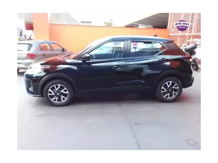 Nissan Kicks Preto 1