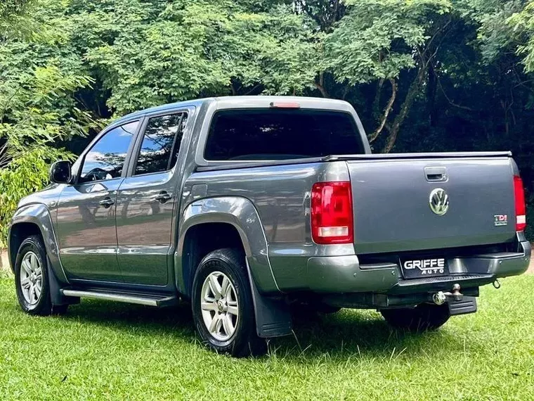 Volkswagen Amarok Cinza 11