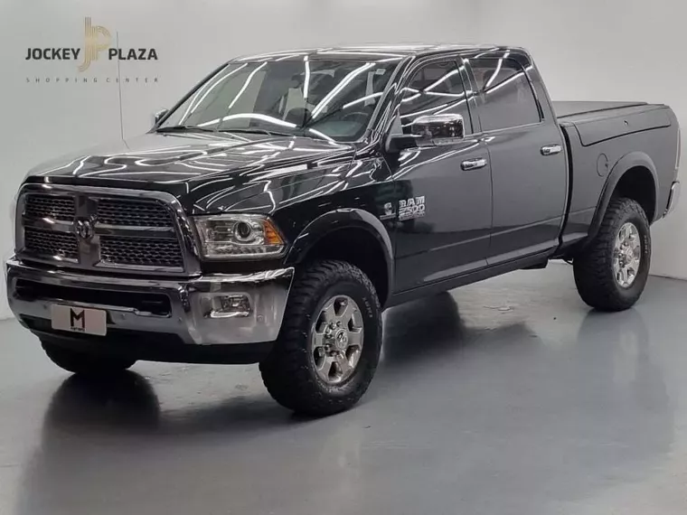 RAM 2500 Preto 13