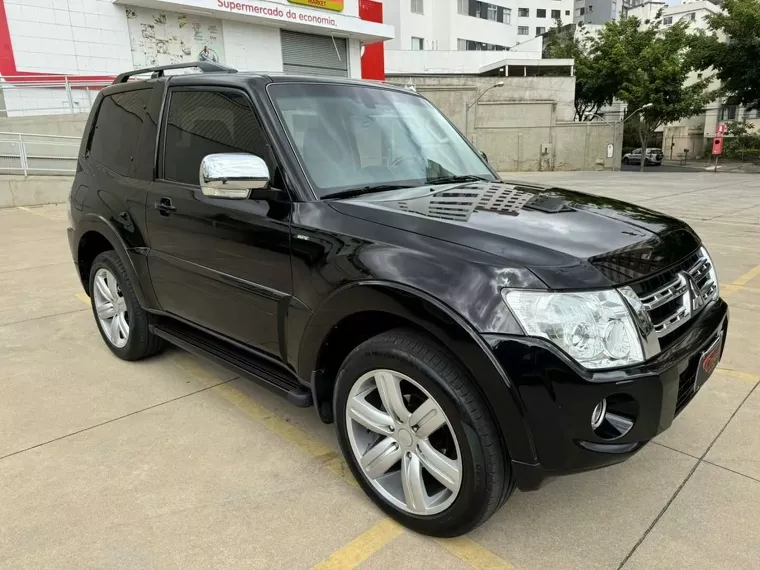 Mitsubishi Pajero Full Preto 6