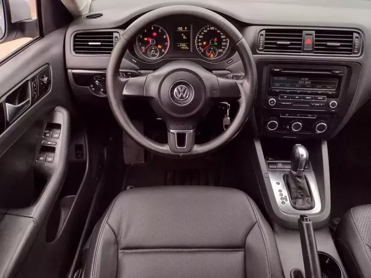 Volkswagen Jetta Prata 19