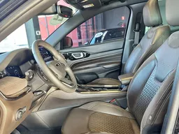 Jeep Commander