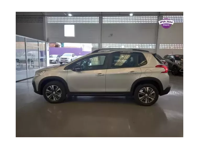 Peugeot 2008 Prata 4