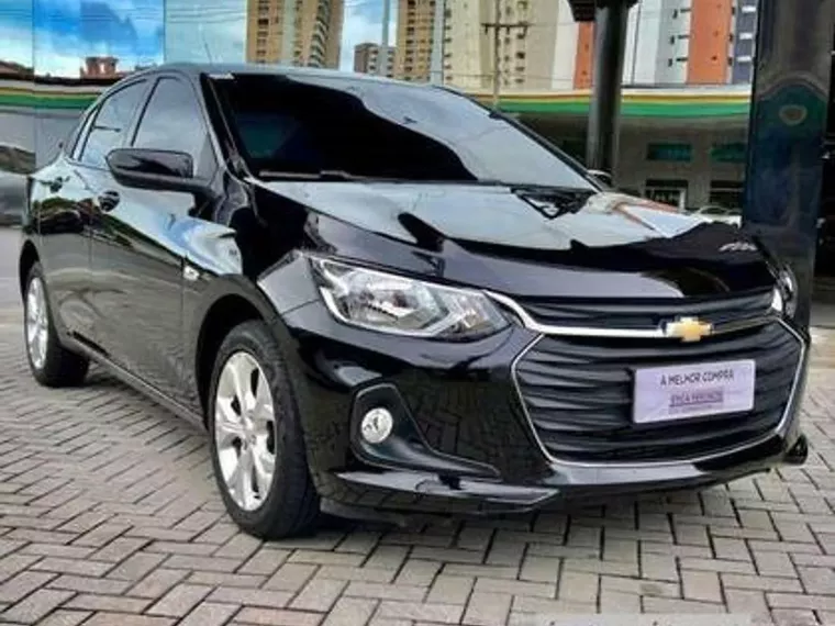 Chevrolet Onix Preto 3