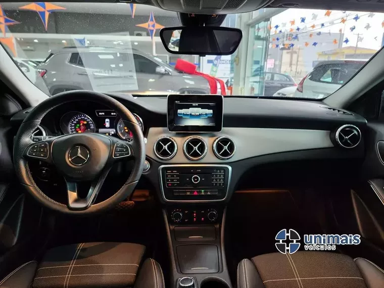 Mercedes-benz GLA 200 Preto 6