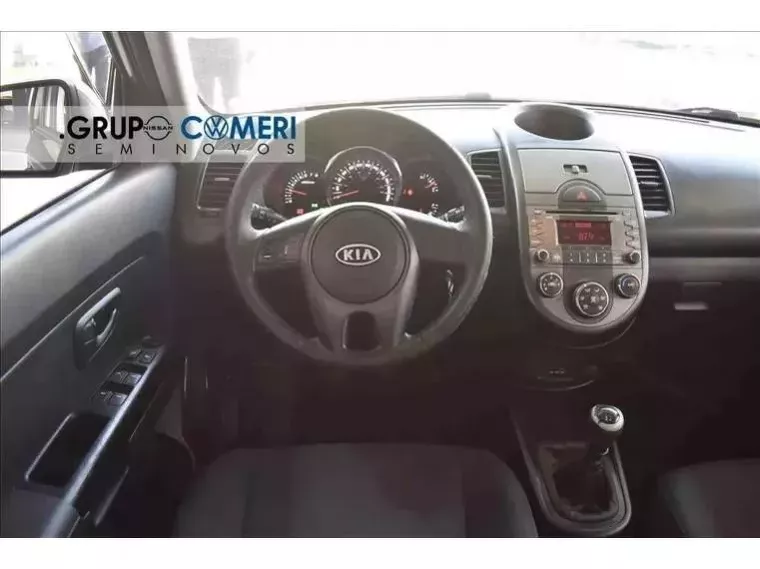 KIA Soul Cinza 4