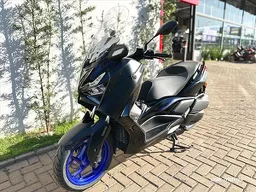 Xmax
