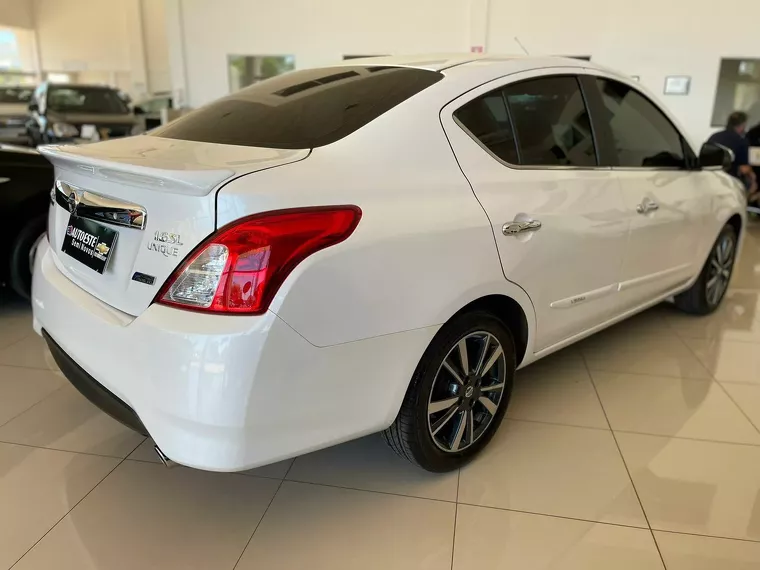 Nissan Sentra Branco 5