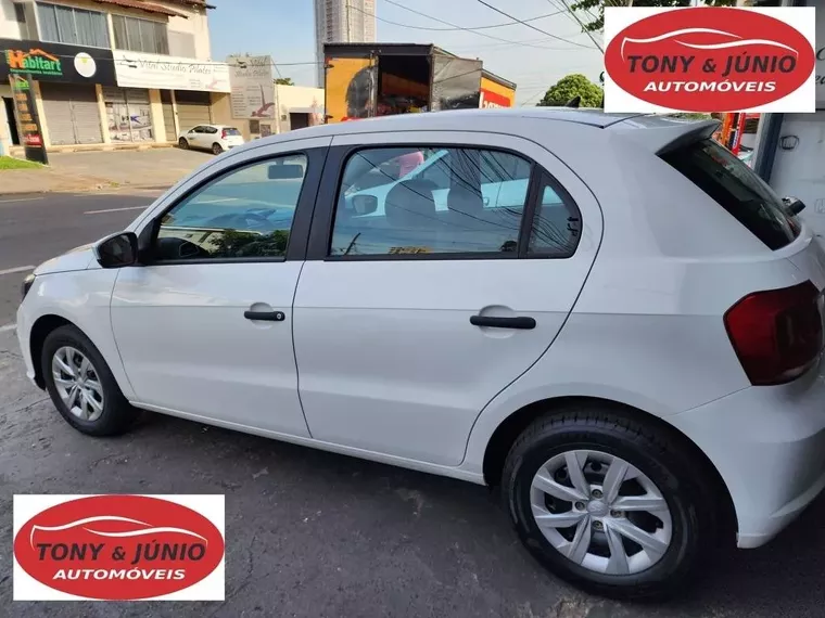 Volkswagen Gol Branco 1