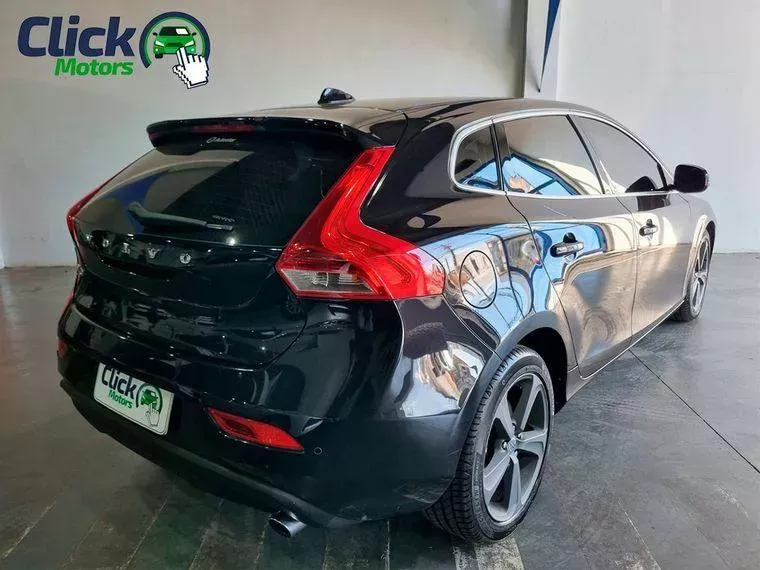 Volvo V40 Preto 3