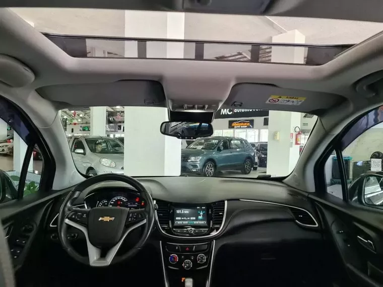 Chevrolet Tracker Cinza 18