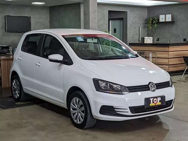 Volkswagen Fox Branco 1