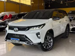 Toyota Hilux SW4