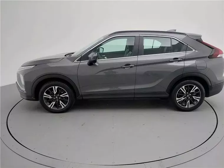 Mitsubishi Eclipse Cross Cinza 17