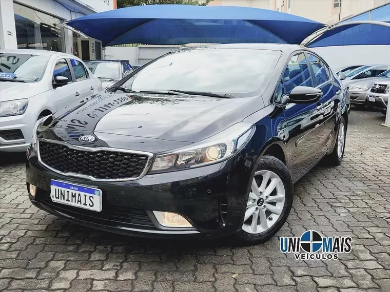 KIA Cerato Preto 9