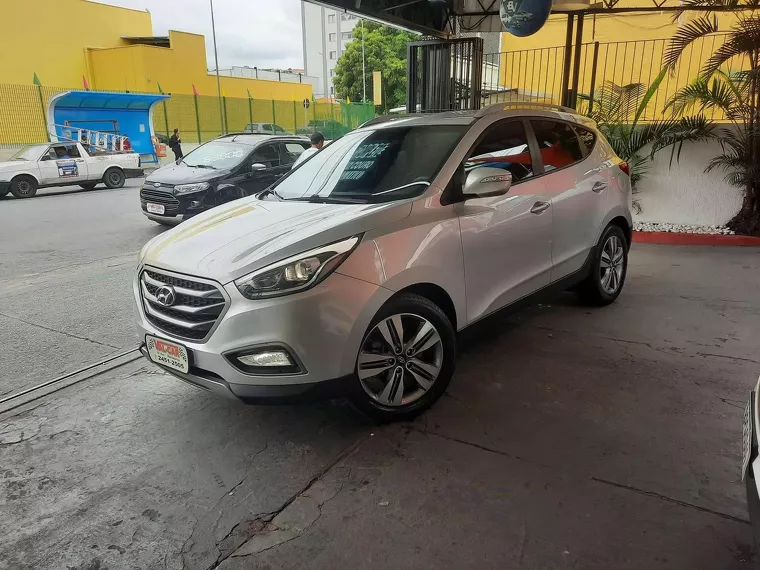 Hyundai IX35 Prata 16