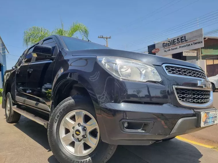 Chevrolet S10 Preto 4