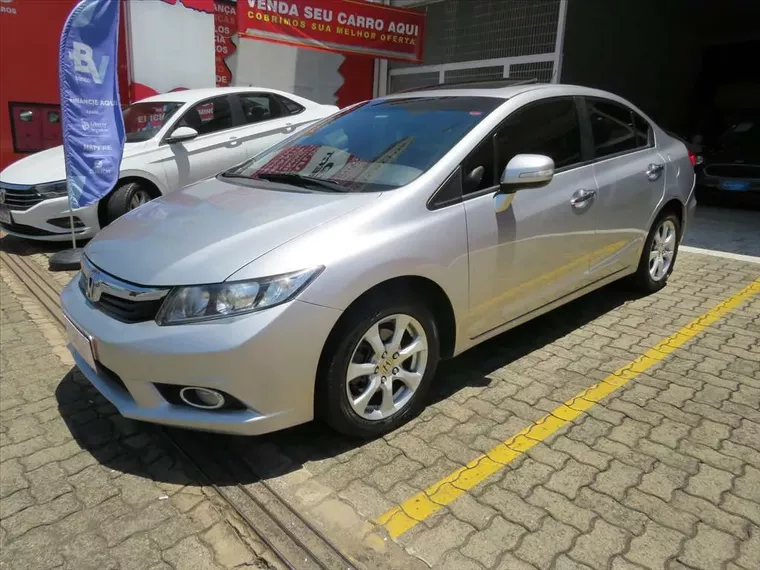 Honda Civic Prata 14