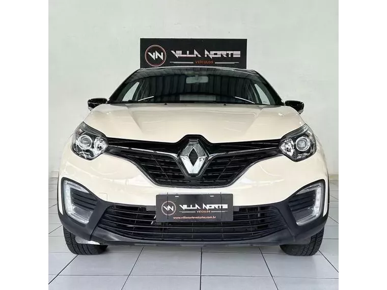 Renault Captur Bege 6