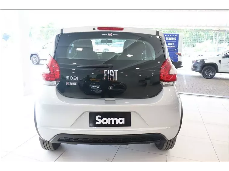 Fiat Mobi Prata 1