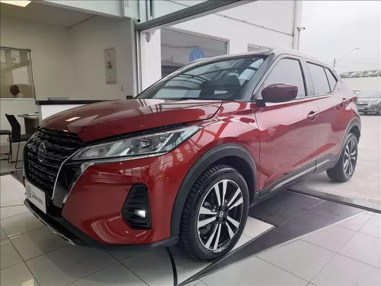 Nissan Kicks Vermelho 3