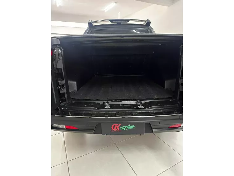 Fiat Toro Preto 7