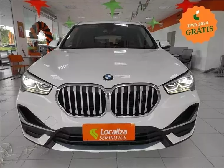 BMW X1 Branco 7