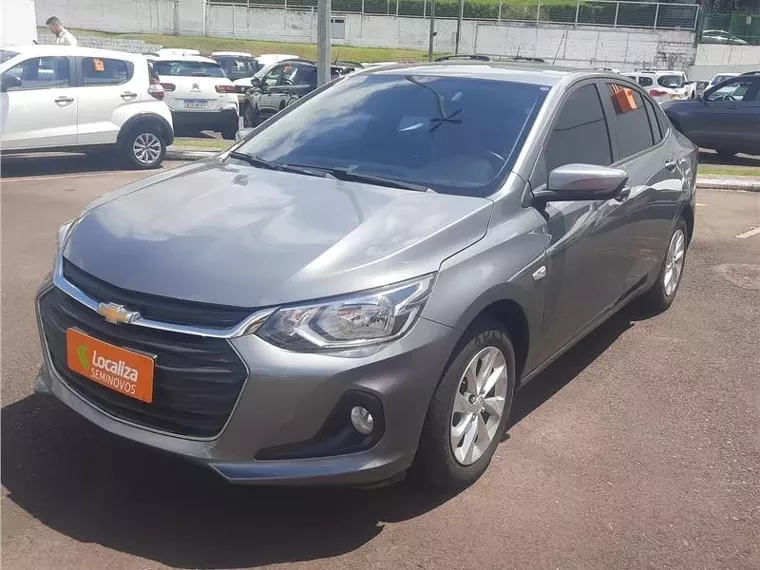 Chevrolet Onix Cinza 3