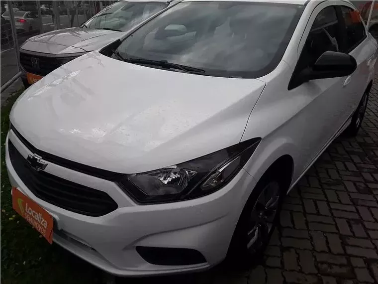 Chevrolet Onix Branco 7